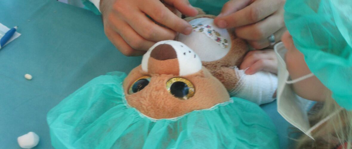 KIGA Augarten fährt zum Teddybärenkrankenhaus KIGA Augarten fährt zum Teddybärenkrankenhaus