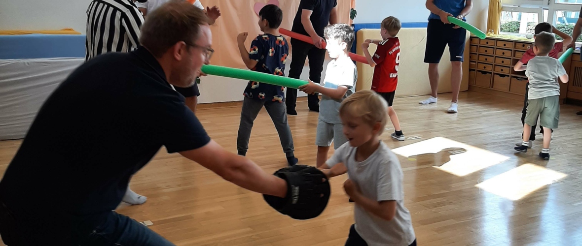 KIGA Hasenfeld: Familienaktivitäten KIGA Hasenfeld: Familienaktivitäten