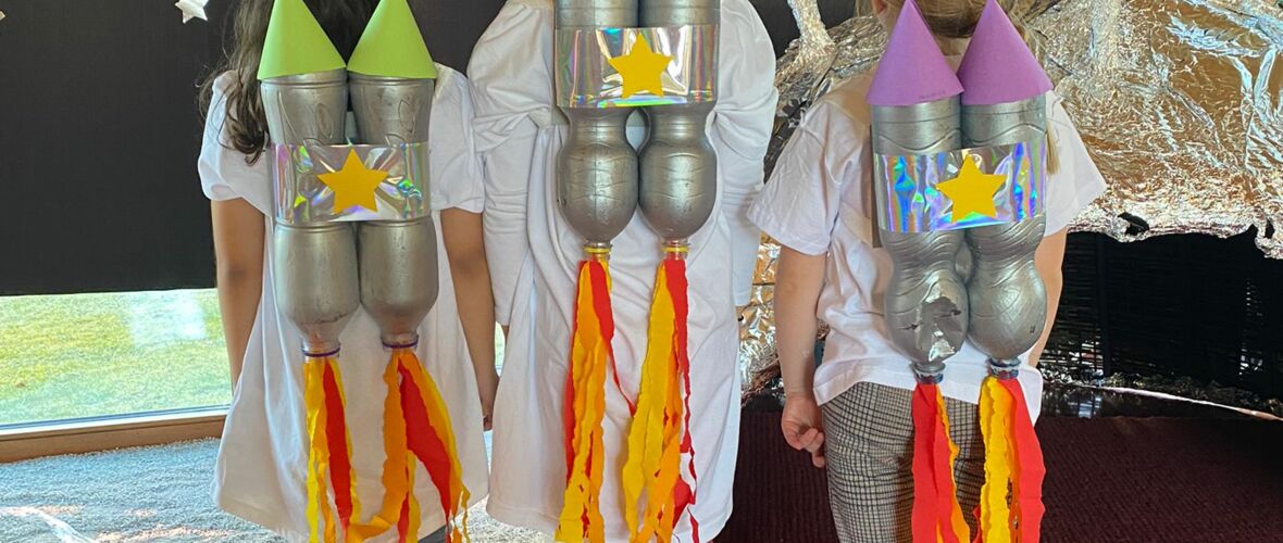 KIGA Rosenlächer: Wir heben ab in den Weltraum KIGA Rosenlächer: Wir heben ab in den Weltraum