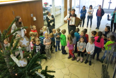 Christbaum 2017 KIGA Am Schlatt Christbaum 2017 KIGA Am Schlatt