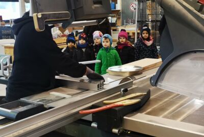 KIGA Rotkreuz: Wer will fleißige Handwerker sehen? KIGA Rotkreuz: Wer will fleißige Handwerker sehen?