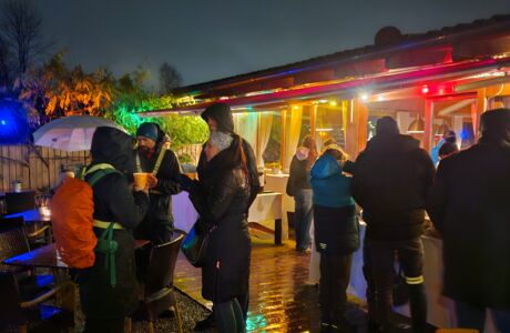 KIGA Engelbach: Laternen leuchten durch die Nacht KIGA Engelbach: Laternen leuchten durch die Nacht