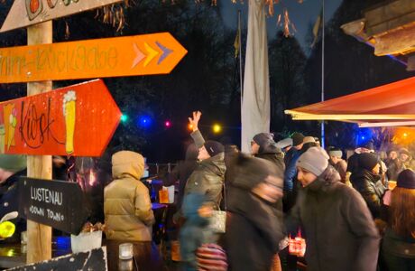 KIGA Engelbach: Laternen leuchten durch die Nacht KIGA Engelbach: Laternen leuchten durch die Nacht