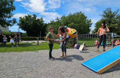 KIGA Am Engelbach: Stimmungsvoller Ferienbeginn KIGA Am Engelbach: Stimmungsvoller Ferienbeginn