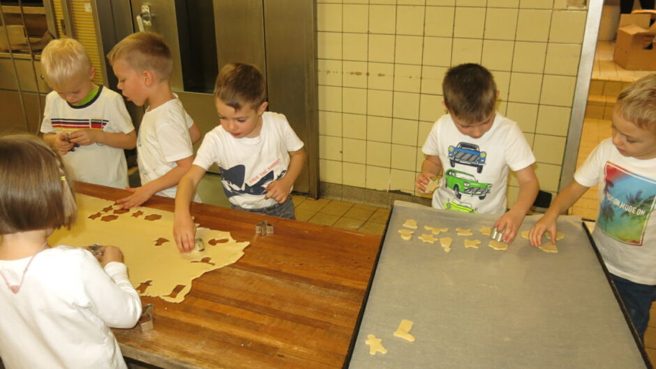 KIGA Am Schlatt zu Besuch beim Dorfbeck KIGA Am Schlatt zu Besuch beim Dorfbeck