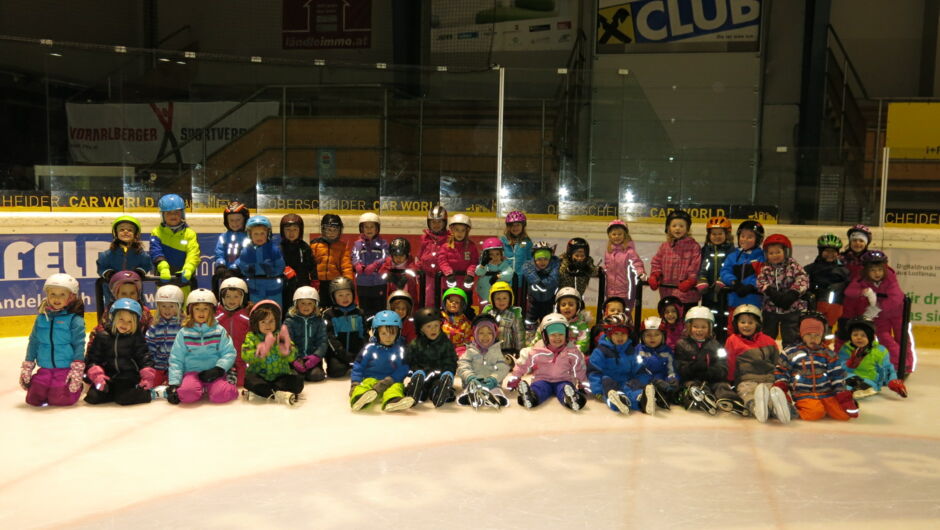 KIGA Am Schlatt beim Eislaufen KIGA Am Schlatt beim Eislaufen
