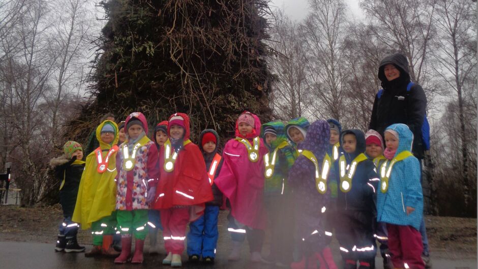 KIGA Augarten: Besuch bei der Funkenzunft "Höchst Brugg" KIGA Augarten: Besuch bei der Funkenzunft "Höchst Brugg"