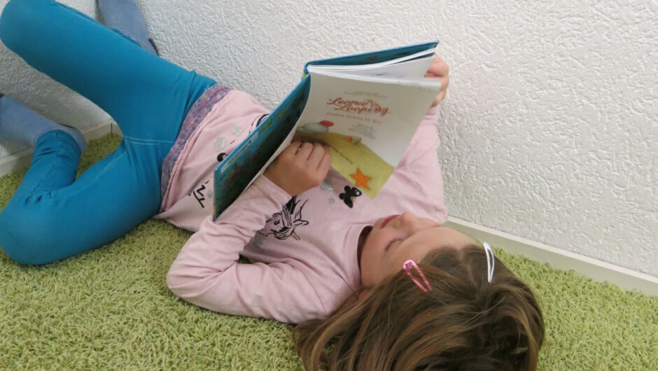 KIGA Am Schlatt: "Auf die Bücher! fertig! los!" KIGA Am Schlatt: "Auf die Bücher! fertig! los!"