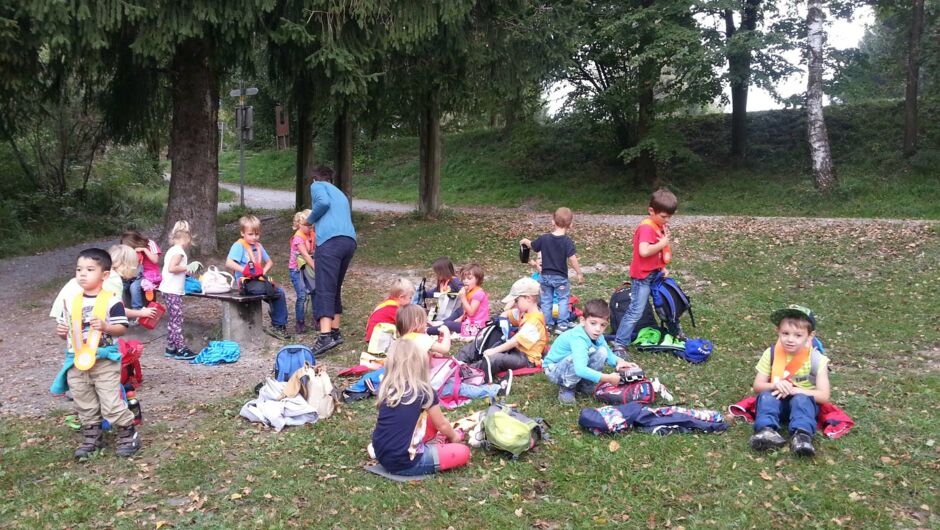 KIGA Wiesenrain beim ersten Ausflug KIGA Wiesenrain beim ersten Ausflug