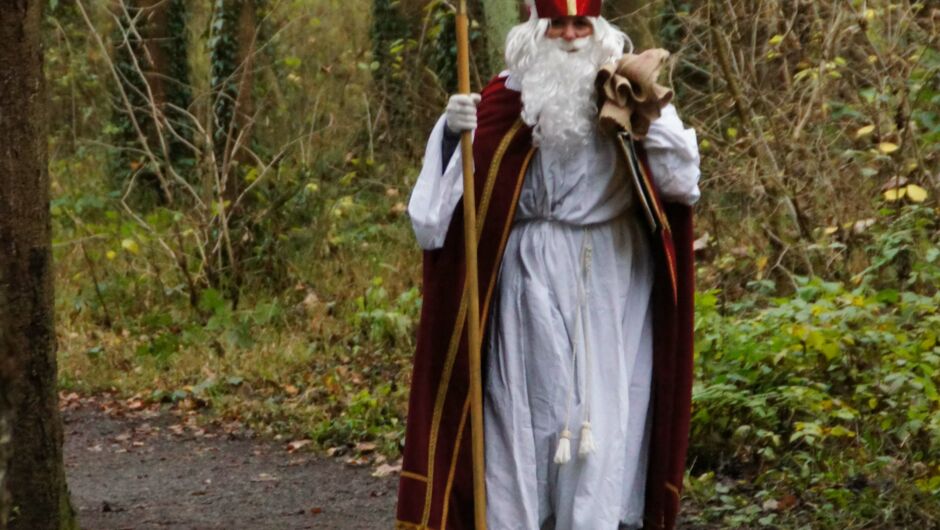 KIGA Hannes-Grabher sucht den Nikolaus KIGA Hannes-Grabher sucht den Nikolaus