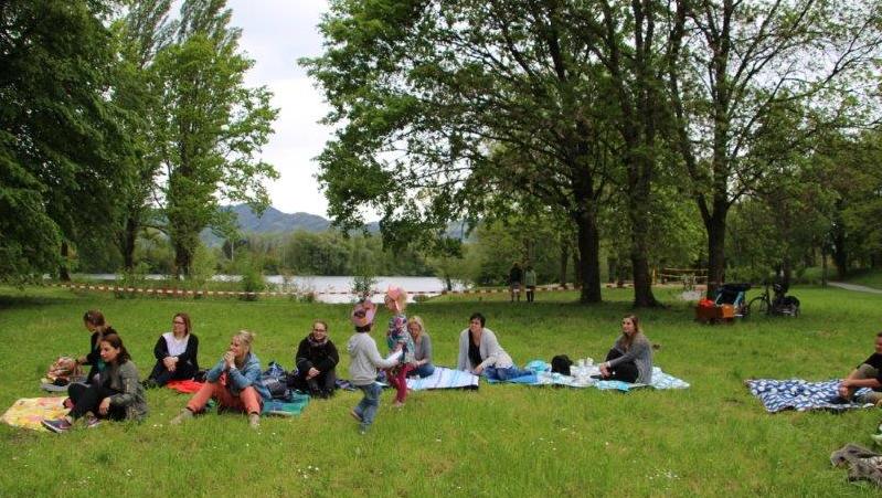 KIGA Wiesenrain: Muttertagspicknick KIGA Wiesenrain: Muttertagspicknick