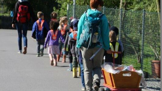 KIGA Wiesenrain: Auf den Spuren des Maulwurfes