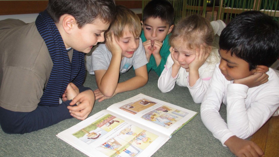 KIGA Rotkreuz - Schüler lesen vor