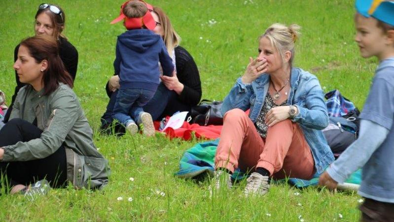 KIGA Wiesenrain: Muttertagspicknick KIGA Wiesenrain: Muttertagspicknick