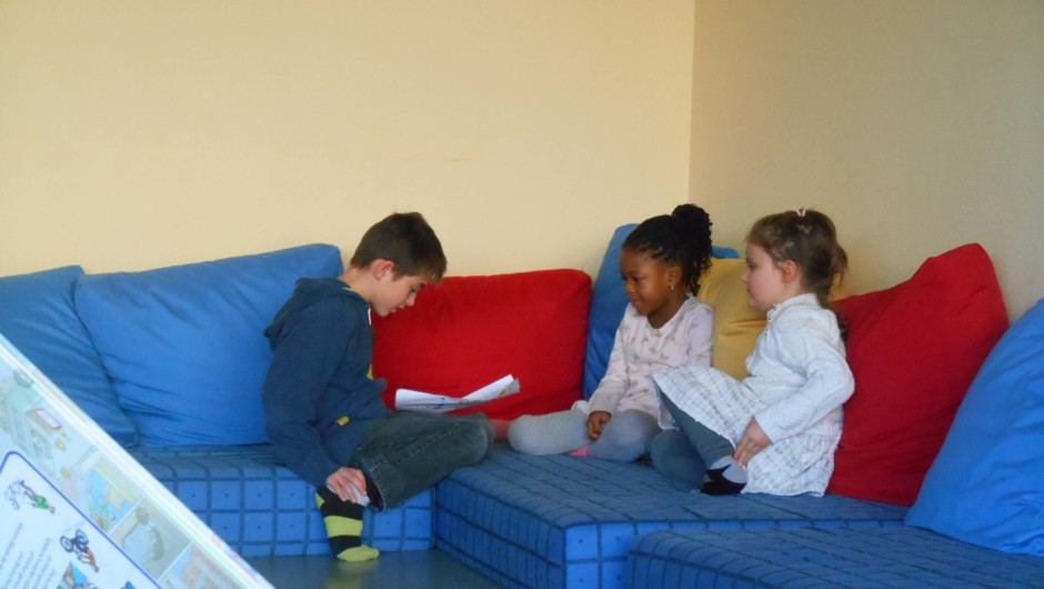 KIGA Hannes Grabher: Bücher, Bücher, Bücher KIGA Hannes Grabher: Bücher, Bücher, Bücher