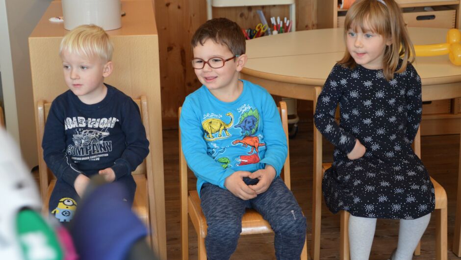 Riedkindi: Spende für die Cliniclowns Riedkindi: Spende für die Cliniclowns