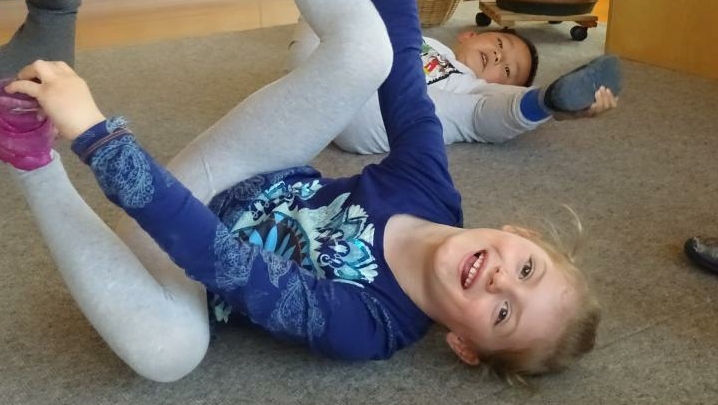 KIGA Rosenlächer im Yogafieber KIGA Rosenlächer im Yogafieber