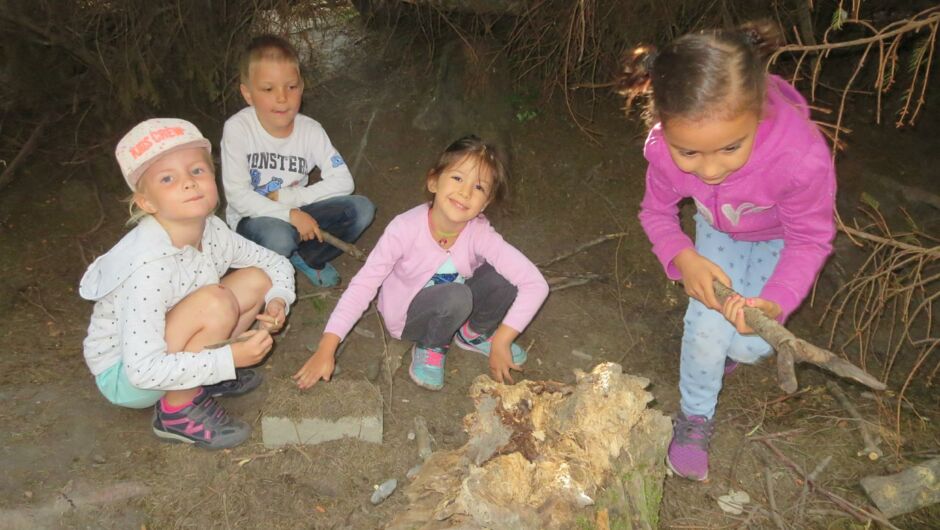 KIGA Rosenlächer: Waldwoche KIGA Rosenlächer: Waldwoche