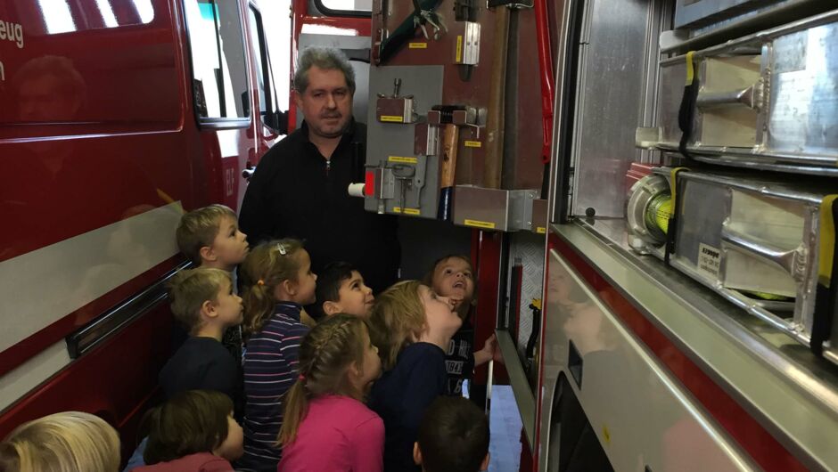 KIGA Wiesenrain besucht die Feuerwehr