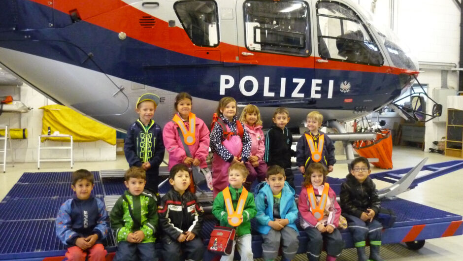KIGA Rosenlächer bei der Polizei KIGA Rosenlächer bei der Polizei