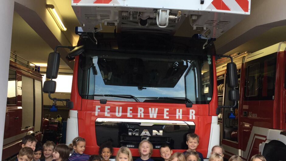 KIGA Wiesenrain besucht die Feuerwehr