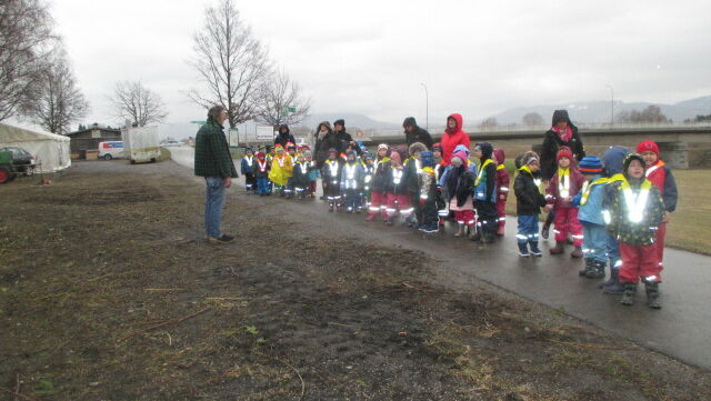 KIGA Augarten: Besuch bei der Funkenzunft "Höchst Brugg" KIGA Augarten: Besuch bei der Funkenzunft "Höchst Brugg"