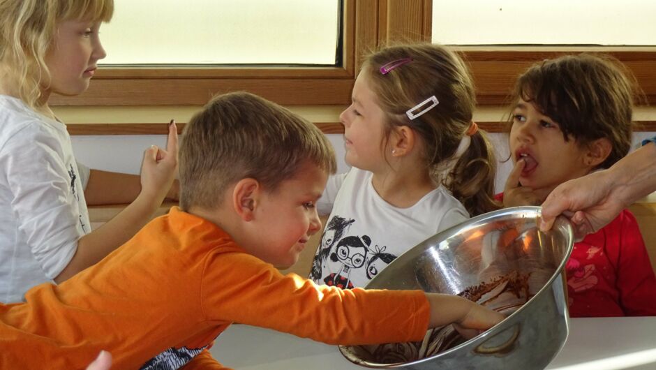 KIGA Rosenlächer: Woher kommt die Schokolade? KIGA Rosenlächer: Woher kommt die Schokolade?