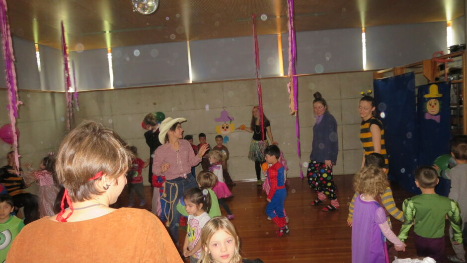 KIGA Rosenlächer's Faschingsdisco KIGA Rosenlächer's Faschingsdisco