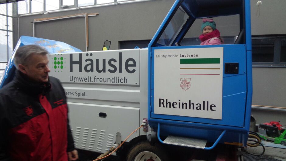 KIGA Augarten fährt Schlittschuh KIGA Augarten fährt Schlittschuh