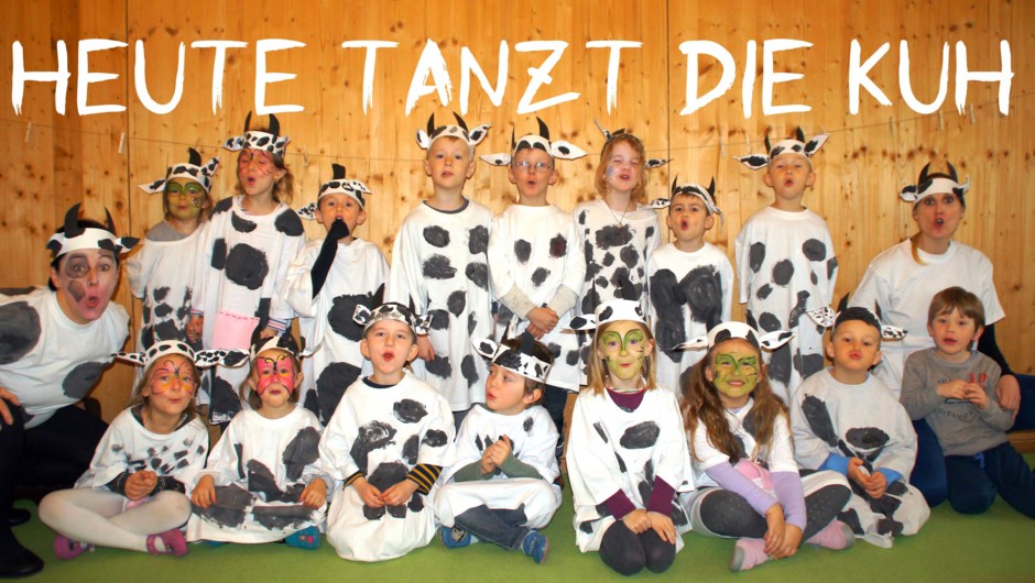 Im Ried tanzt heut die Kuh. Im Ried tanzt heut die Kuh.