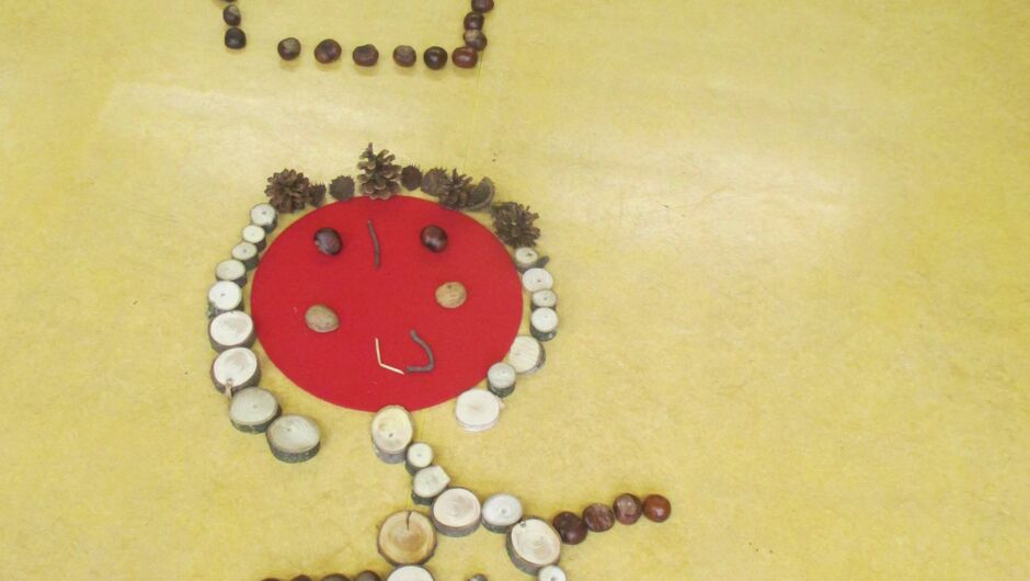 KIGA Augarten: Turnen mit Kastanien KIGA Augarten: Turnen mit Kastanien